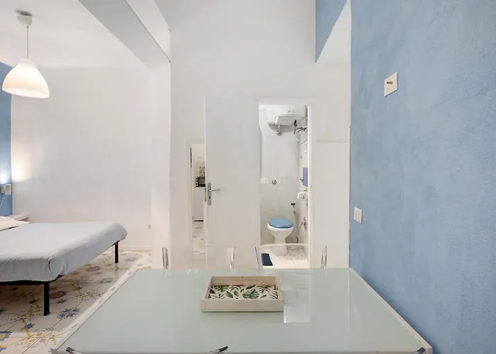 Casa Confortevole In Centro Storico Апартаменты Неаполь
