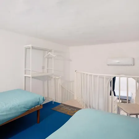 Casa Confortevole In Centro Storico نابولي